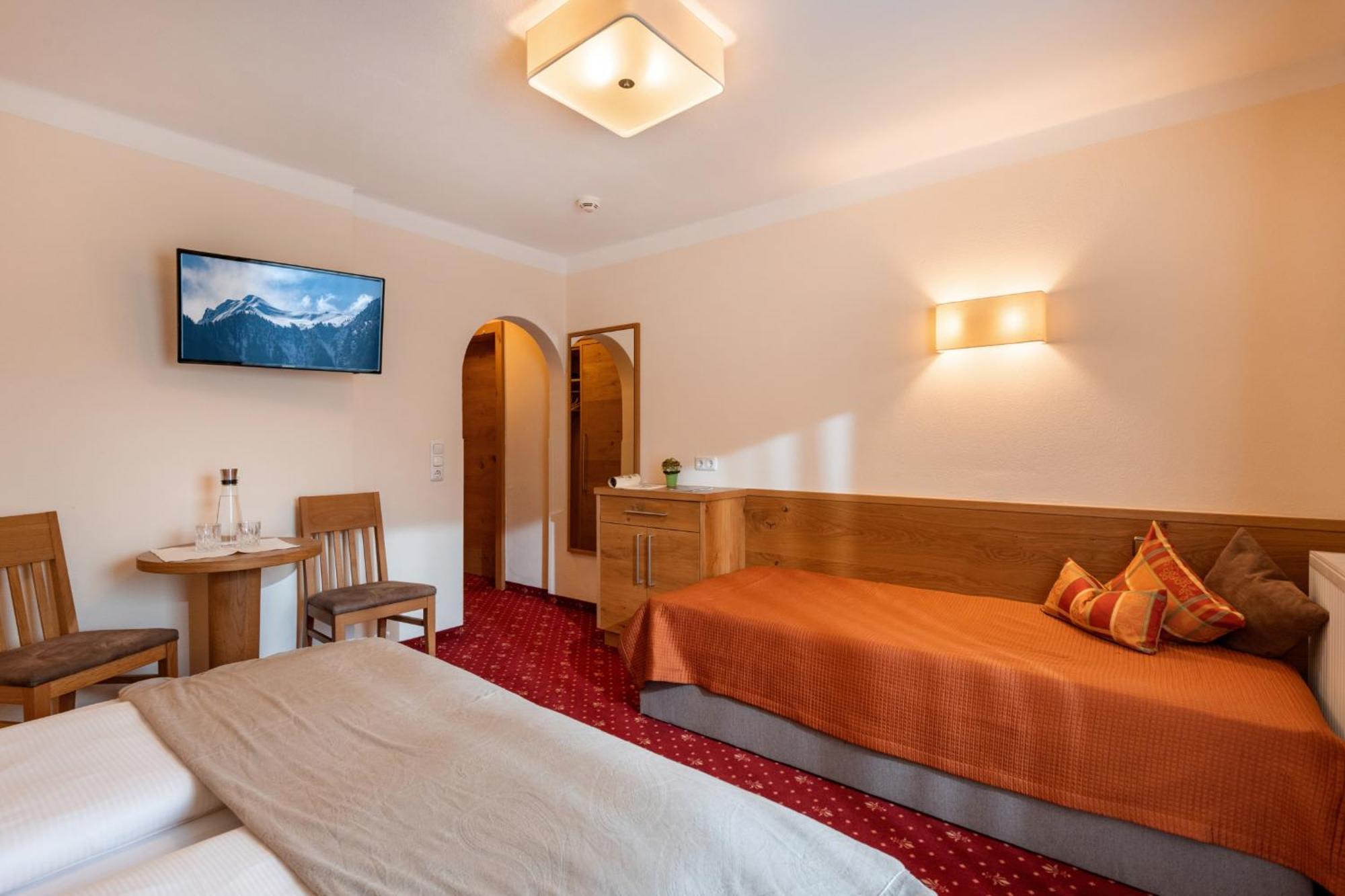 Hotel Garni Birkenhof Mayrhofen Dış mekan fotoğraf