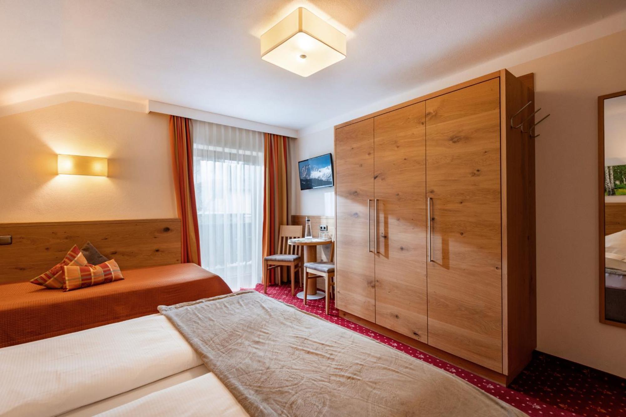 Hotel Garni Birkenhof Mayrhofen Dış mekan fotoğraf